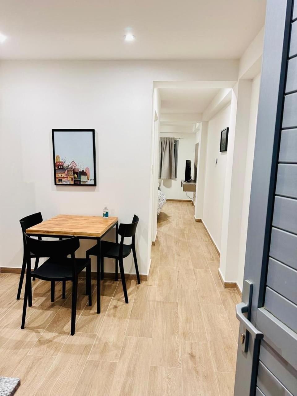 Aunaisin - Apartamentos 9 De Julio 52 Ushuaia Eksteriør bilde